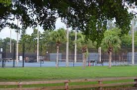 Image 1 of 2 of Tropical Park Tennis court
