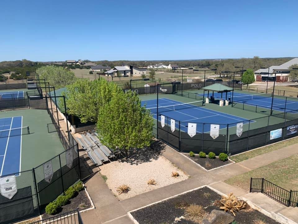 Image 2 of 11 of Polo Tennis and Fitness Club court